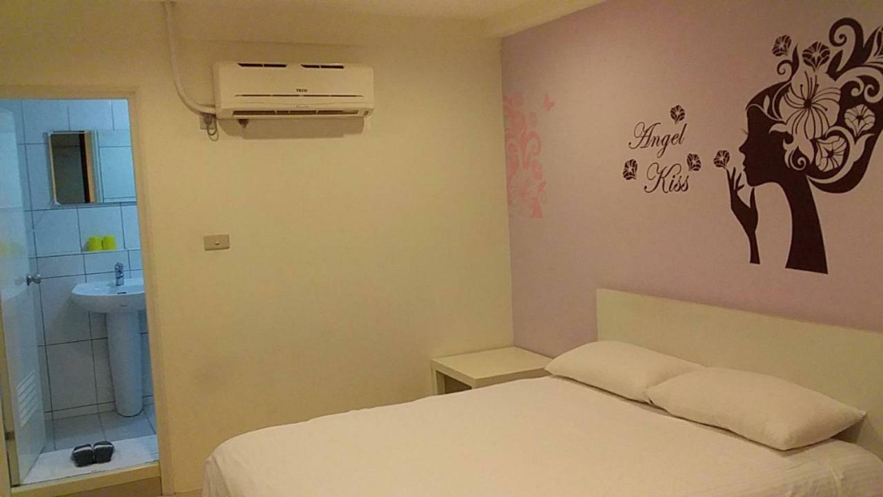 H Inn Taichung Extérieur photo