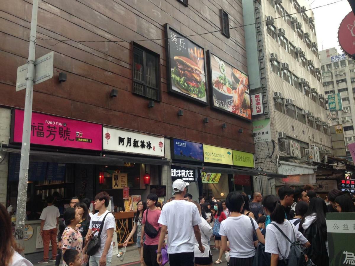 H Inn Taichung Extérieur photo